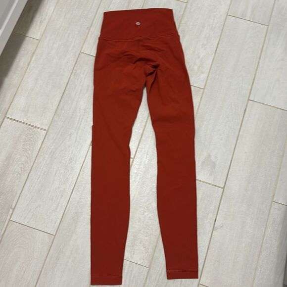 Lululemon 2 deep red wunder under 28” - Picture 3 of 4
